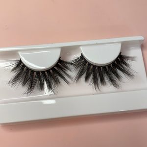 Jenni Lashes